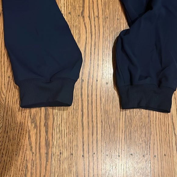 LuLulemon pants - Picture 7 of 9